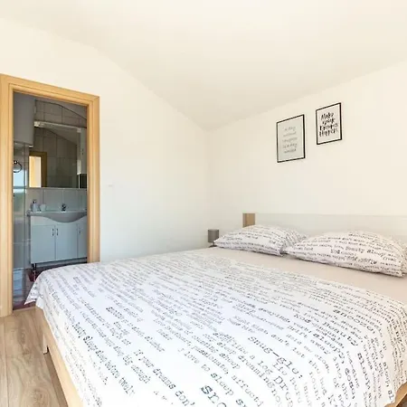 Villa Kuca Za Odmor Renato *