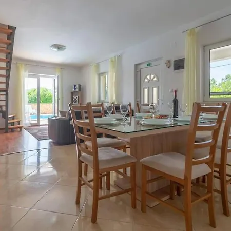 Kuca Za Odmor Renato Villa