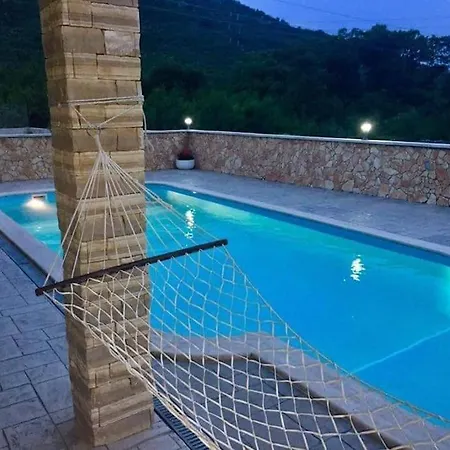 Kuca Za Odmor Renato Villa
